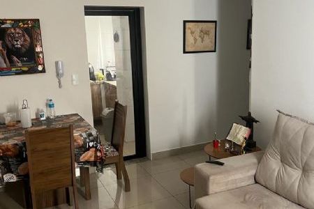 Apartamento à venda com 3 quartos, 75m² - Foto 1