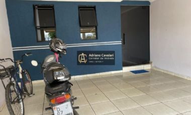 Casa à venda com 3 quartos, 150m² - Foto 1